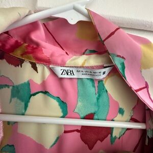 My all time favorite summer and spring shirt. I love this shirt